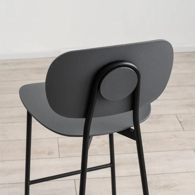 כסא בר אפור מעוצב וקשיח GR BAR-YUVAL - Image 5