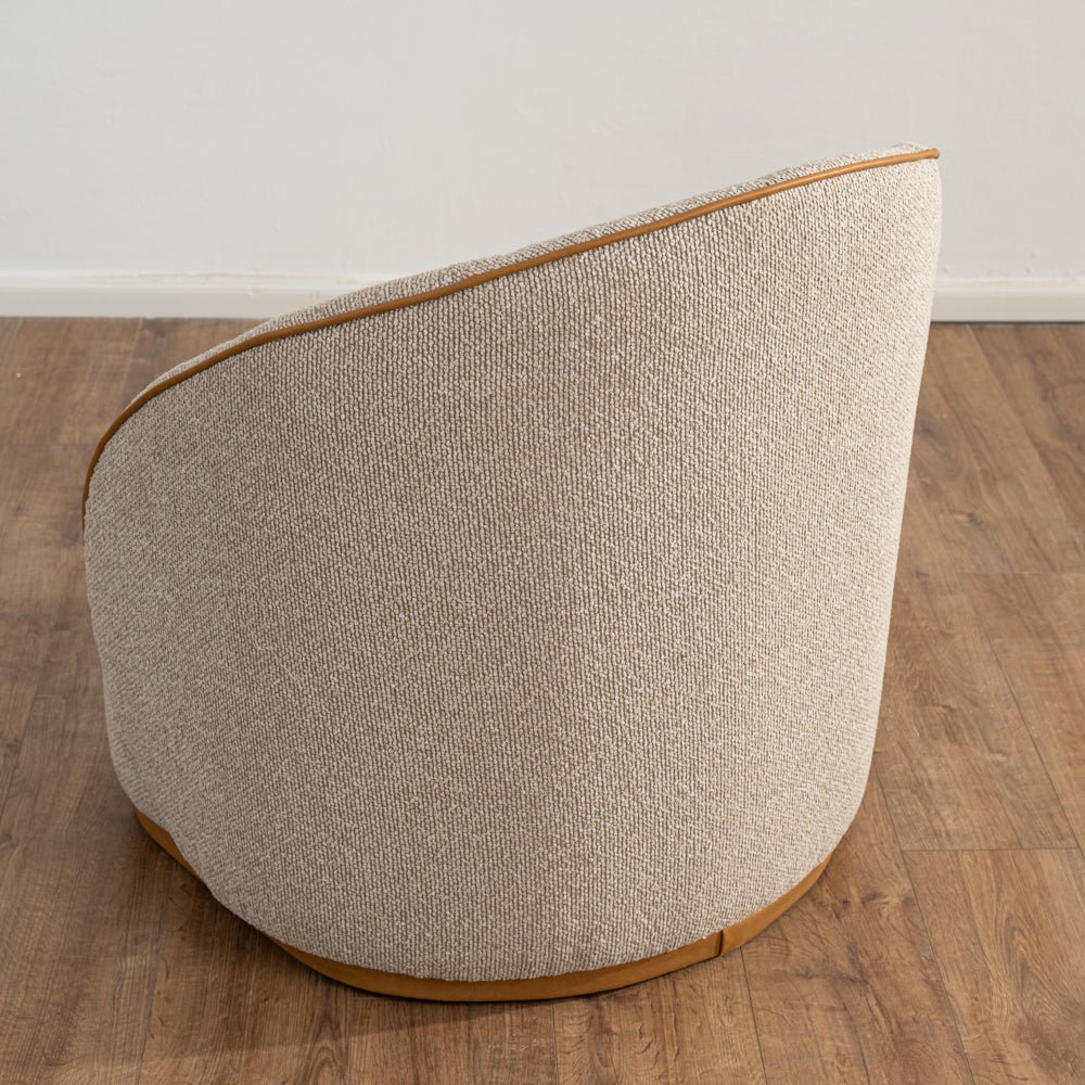 AGAM כורסא מעוצבת בבד בוקלה - Image 6